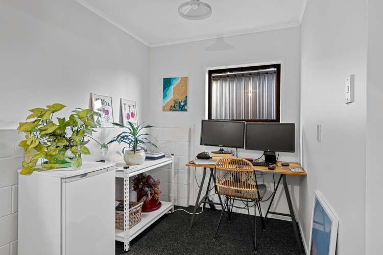 3 Leigh Road Leigh_14