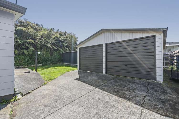 118 Riversdale Drive Merrilands_17
