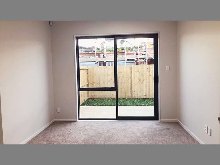 35 Waka Street 10863_4