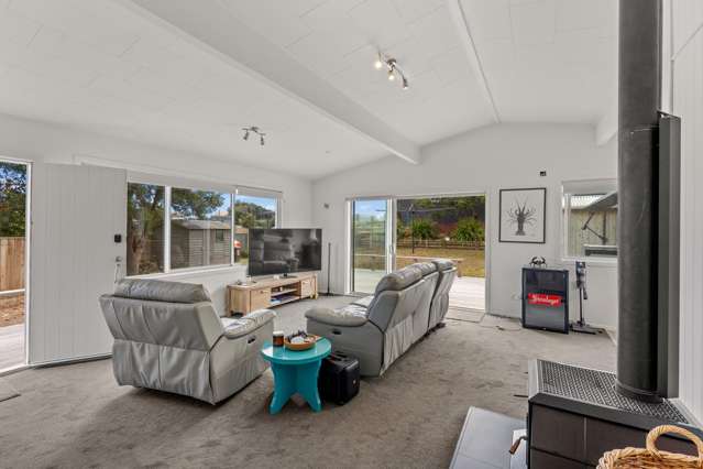 16 Karaka Street Otaki Beach_4