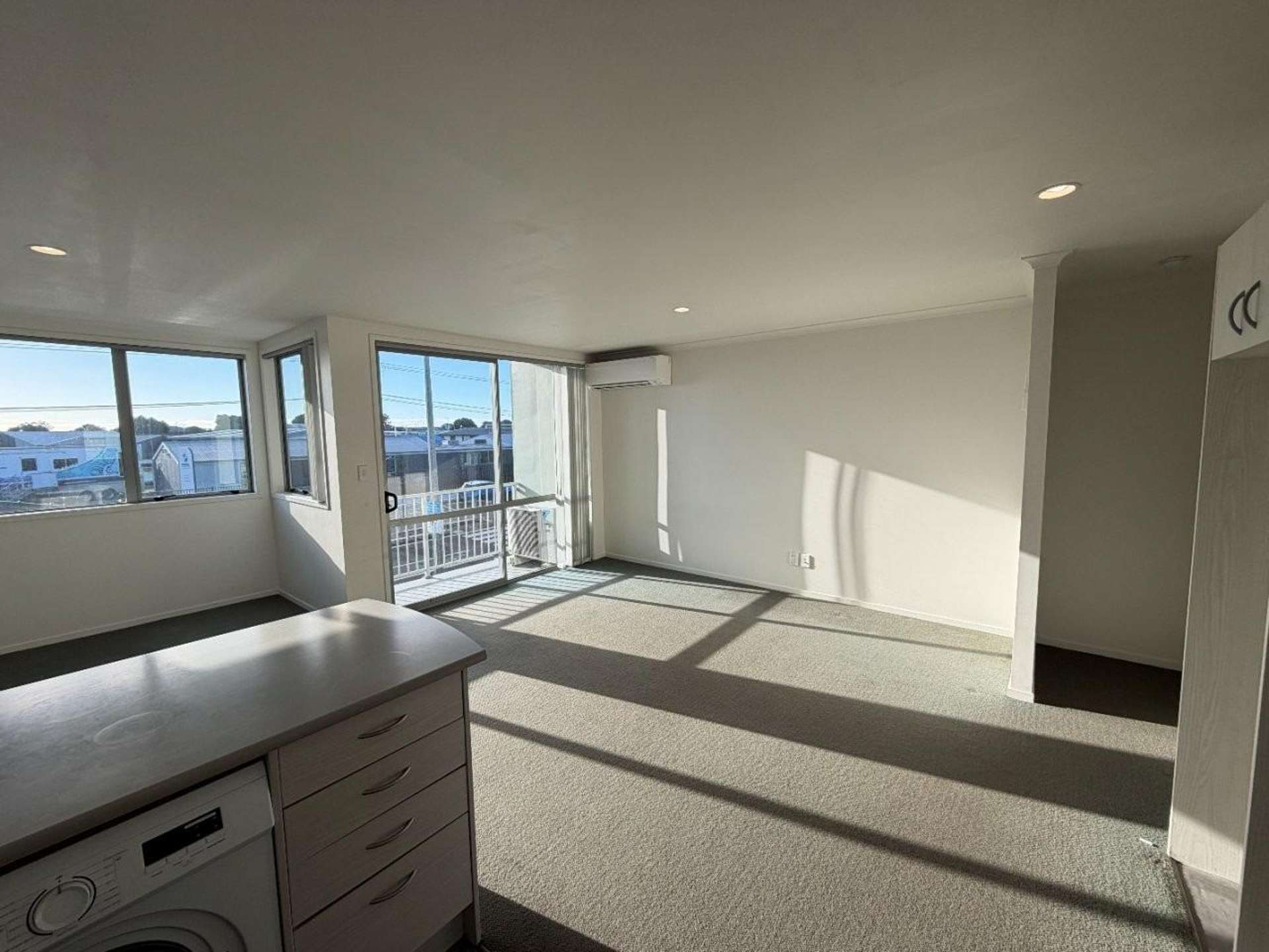 4/60 Parton Road 1131_0