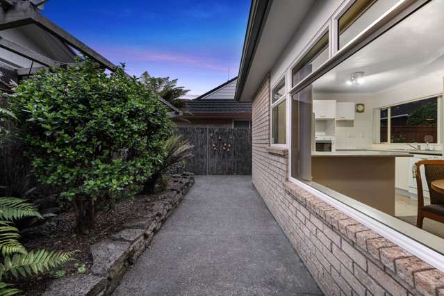 52 Doment Crescent Orewa_3