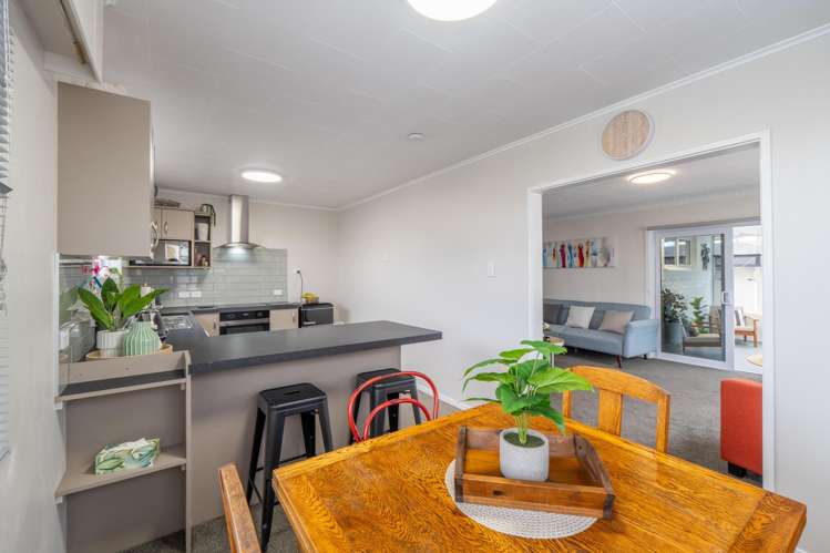 45 Edinburgh Crescent Waikiwi_6