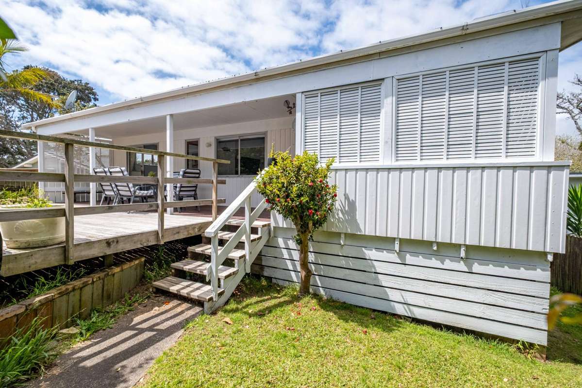122 Takahe Road_0
