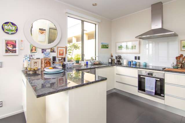 6 Queen Street - Penthouse 1 Palmerston North_3