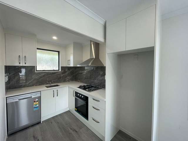 3/35A Somerset Road Mount Roskill_3