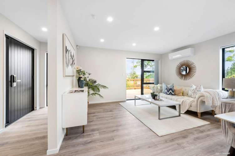 8b Nandana Drive Glen Eden_6