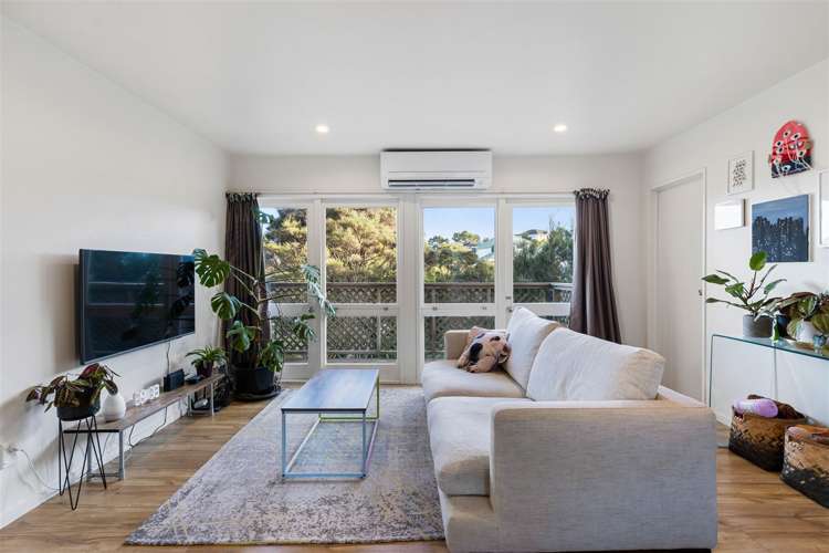 2/38 Noeleen Street Glenfield_3