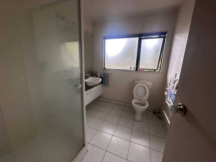 70a Carlisle Road Browns Bay_17