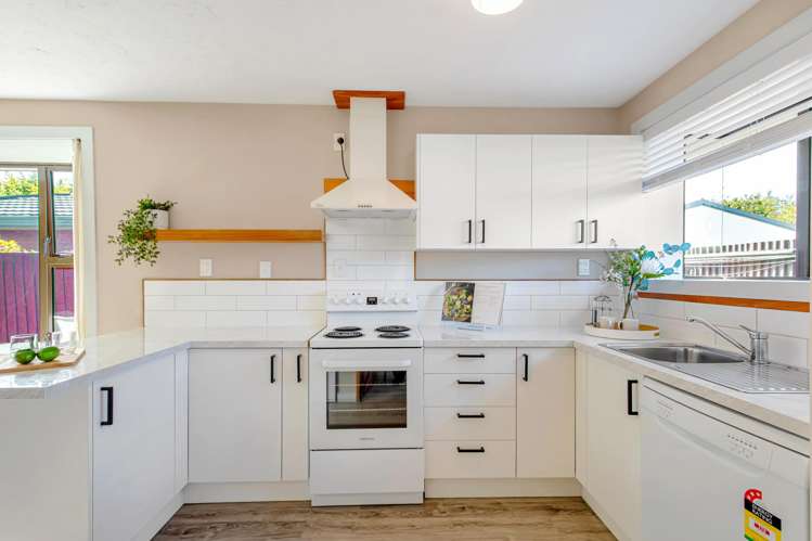 11b William St Lincoln_13