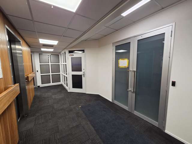 1/29 Waterloo Road Lower Hutt Central_3