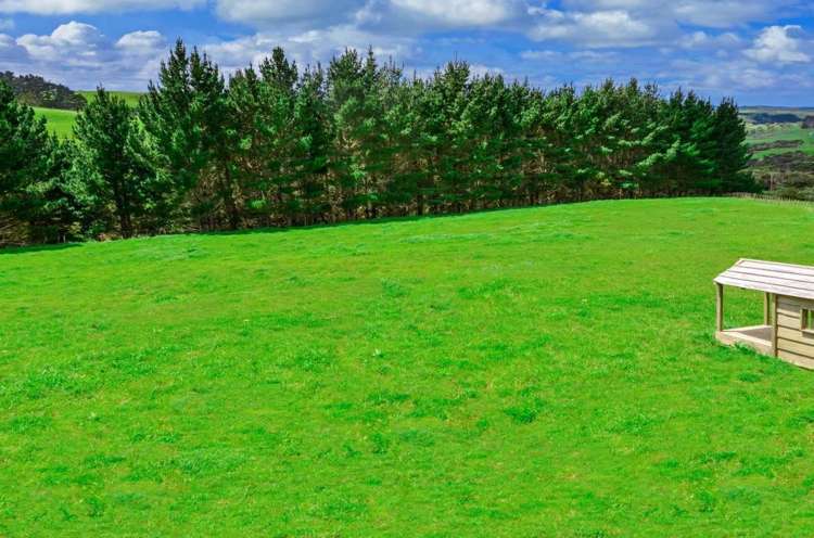 1568 Old North Road Helensville_25