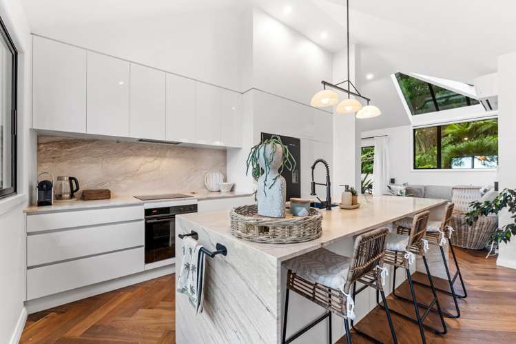 10 Zita Avenue Matakatia_7