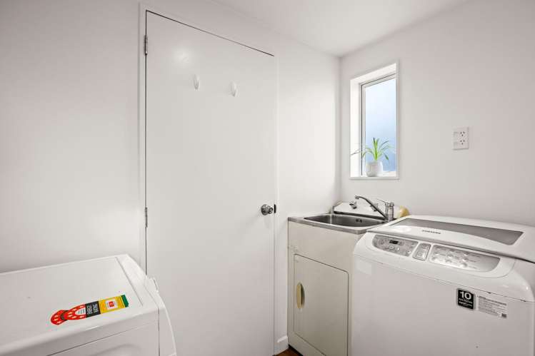 2 Wildberry Street Woolston_13