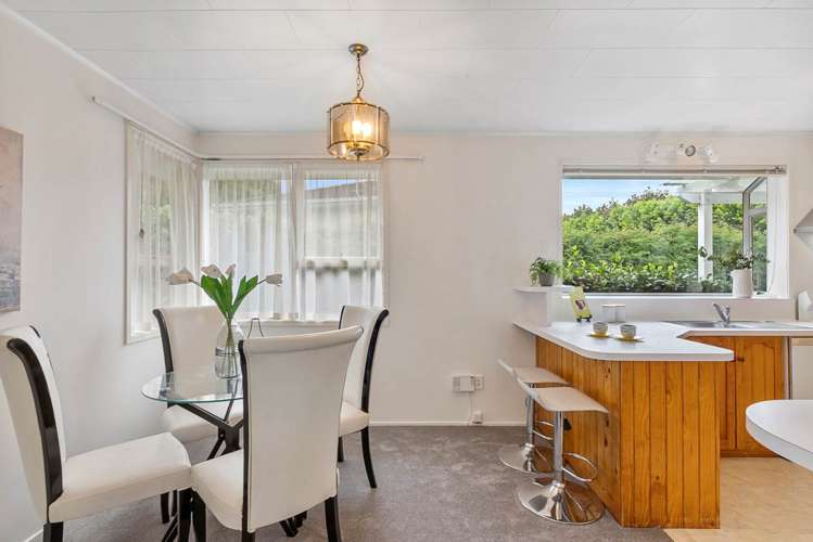 22 Malvina Place Bucklands Beach_17