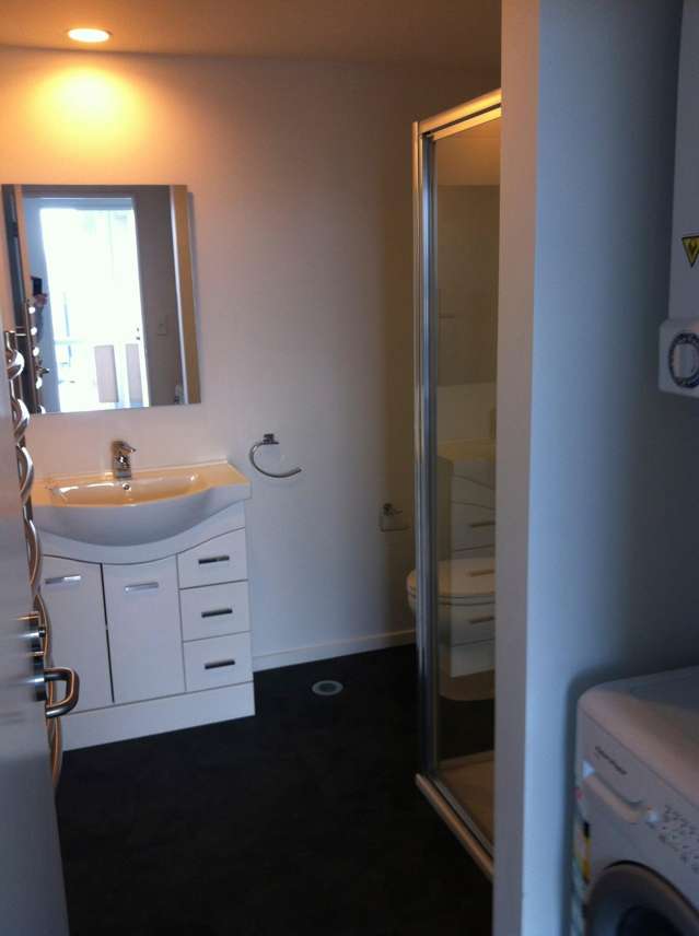 1/2 Torrens Terrace Mount Cook_2