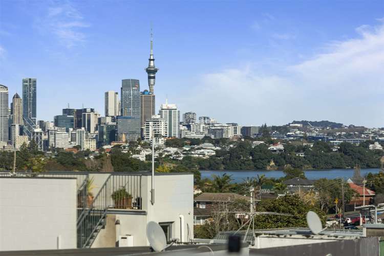 2/14 Williamson Avenue Belmont_24