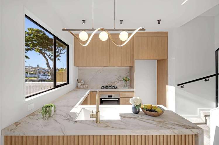 2/59 Howe Street_2