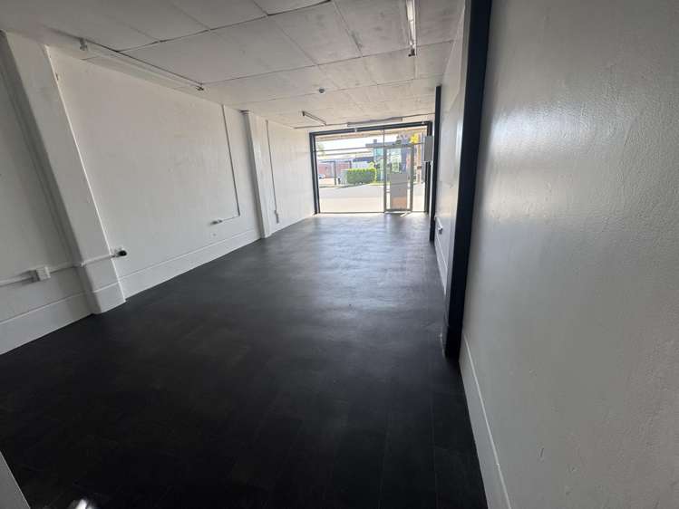 Shop 1/400 - 404 Heretaunga Street West Hastings_2