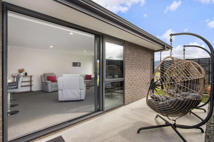 14 Eastbank Drive Katikati_5