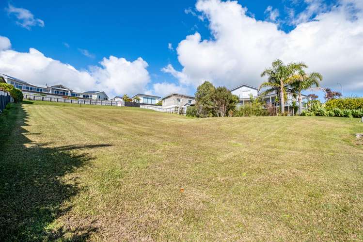 17 Midgard Road Coopers Beach_18