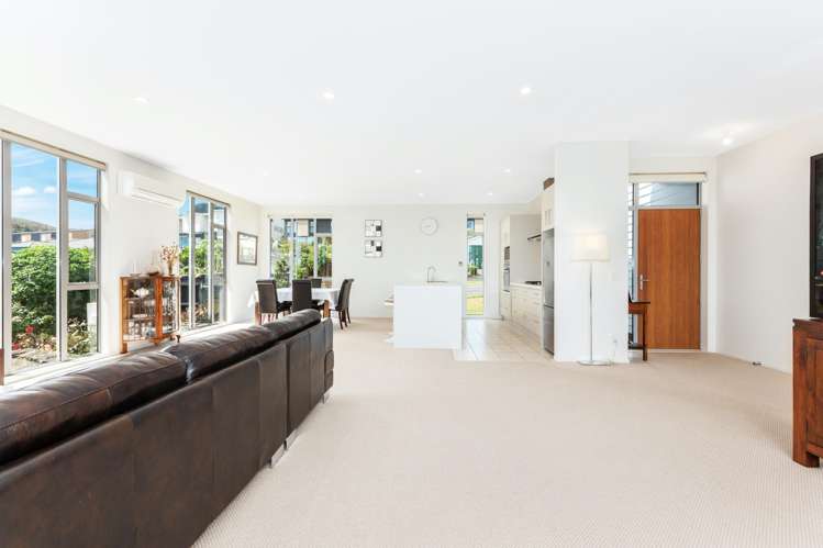 14 Ashwood Street Woodridge_9