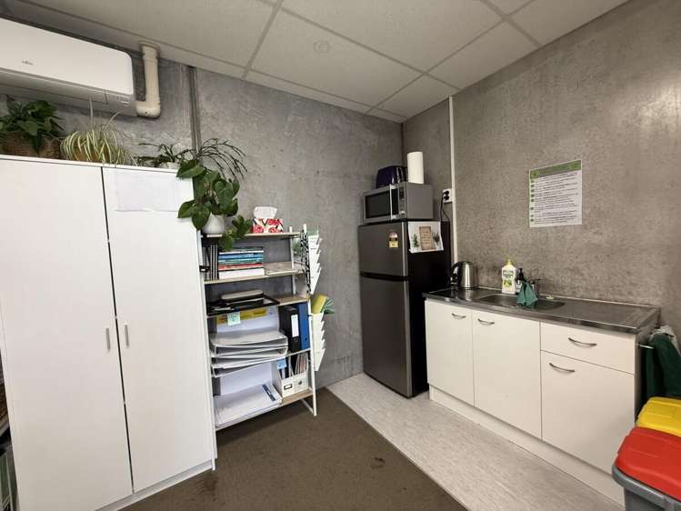 2/6 Loft Place Kumeu_8