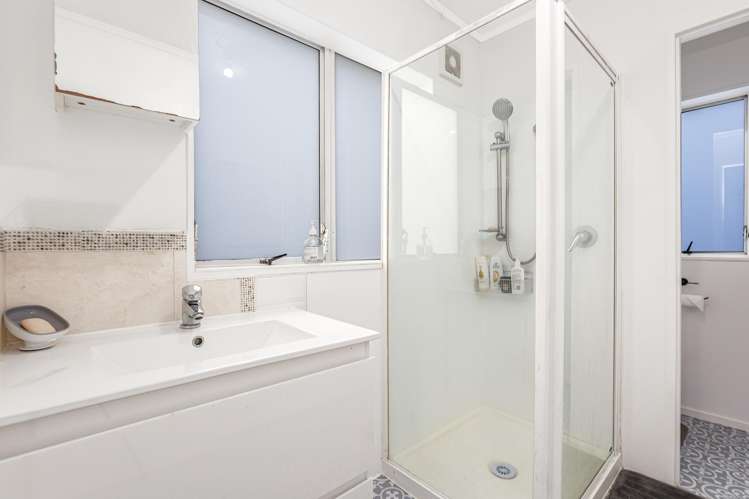 2/84 Rintoul Street Newtown_12