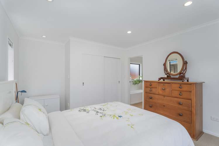 1 Cobham Lane Whitianga_17