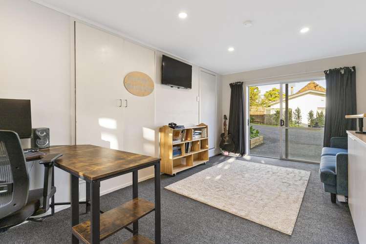 2/63 John Downs Drive Browns Bay_11
