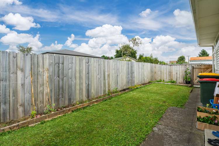 21 Russell Road Fairy Springs_11