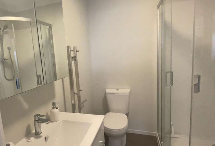 203/17 Vialou Street 10463_8