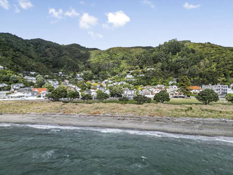 25 Marine Parade Eastbourne_31