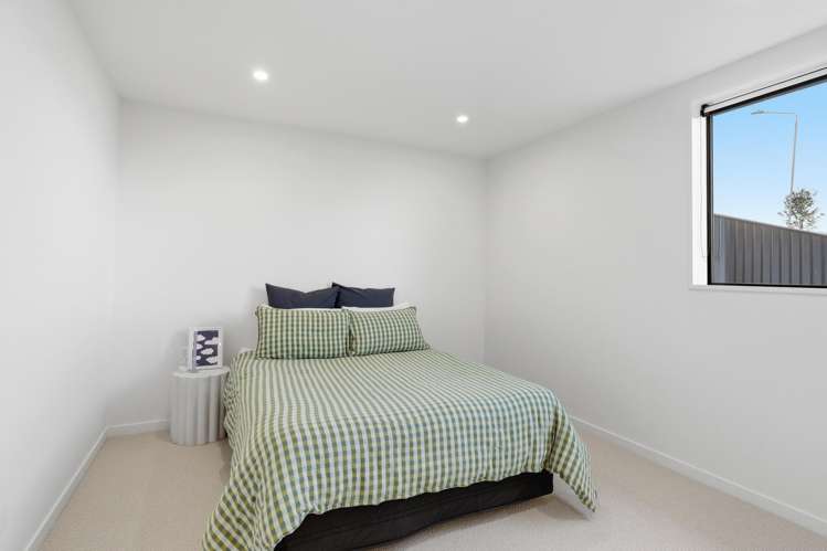 16 Joe Brown Avenue Mosgiel_26