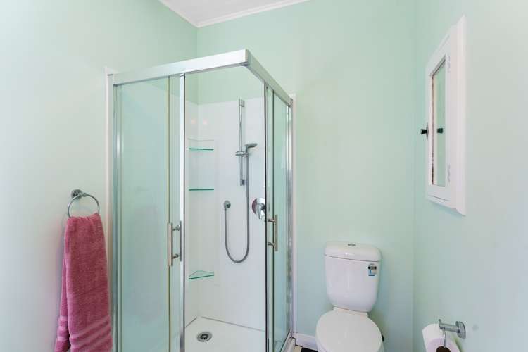 103a Waikawa Beach Road Manakau_17