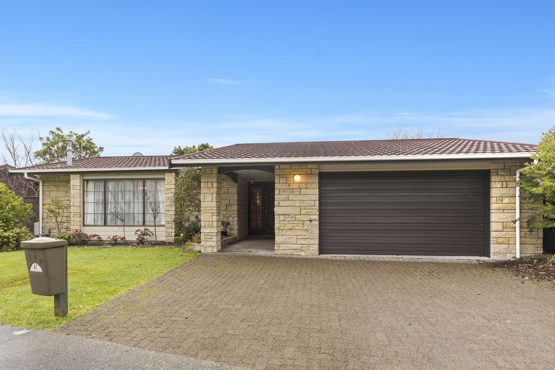 41 Waddington Drive Naenae_0