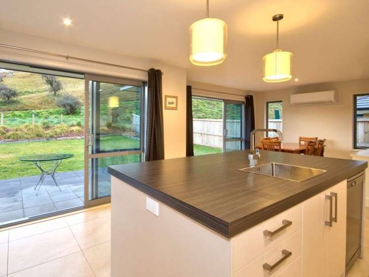 31 Woodstock Road Lower Shotover_10