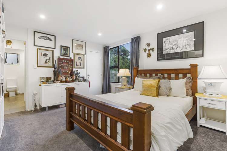 16 Ragley Street Titirangi_10