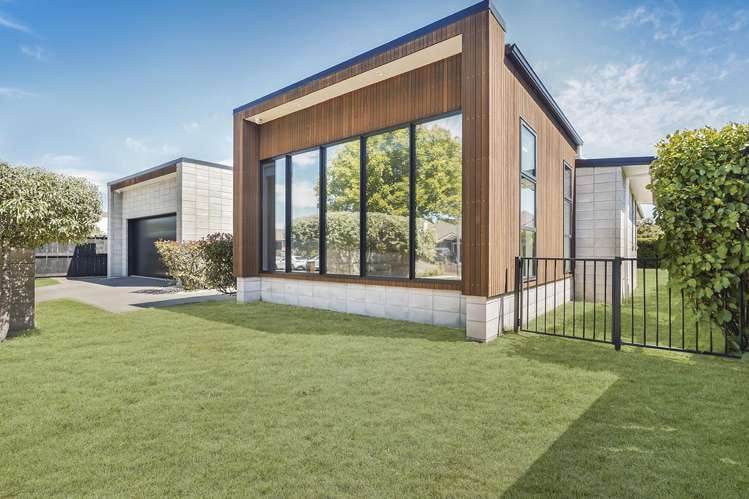 25 Brad Avenue_0