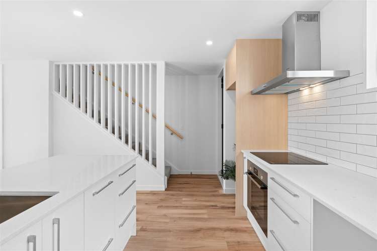 1/6 Skibbereen Drive Halswell_3