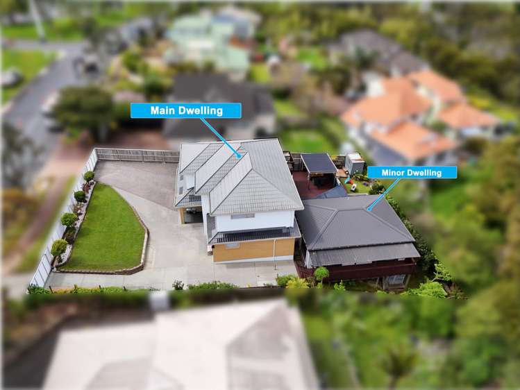 117 & 117A Awaroa Road Sunnyvale_41