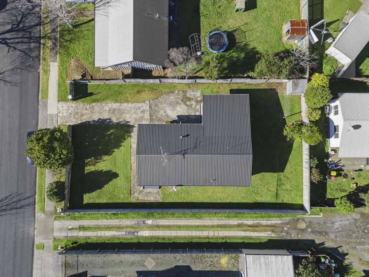 13 Solomon Street Brookfield_15