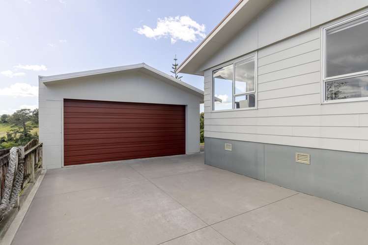 100 Riversdale Drive Merrilands_6