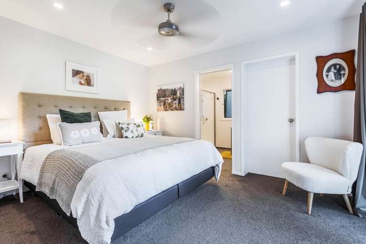 6 Sunnyview Road Greenhithe_13