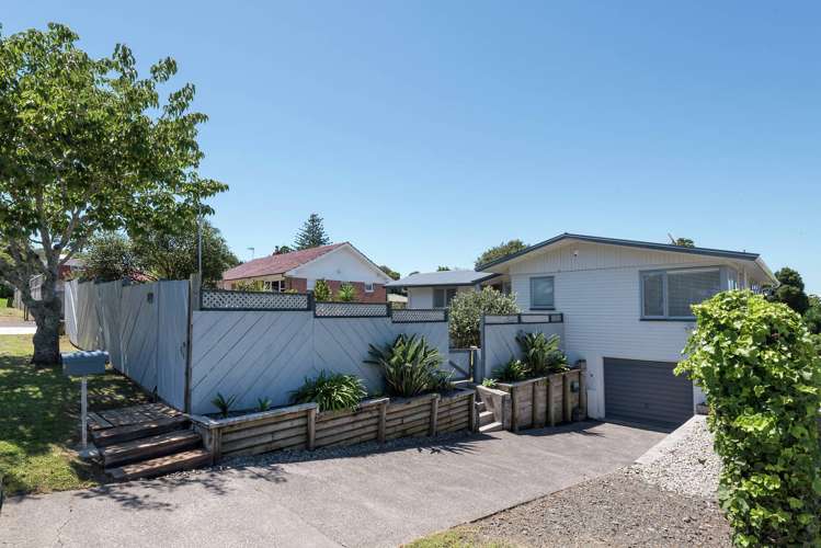 32a Howe Street Howick_19