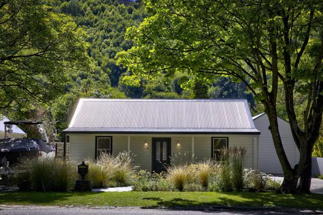 Arrowtown historic charm meets contemporary luxury
