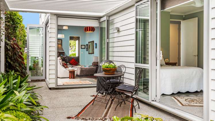 6 Waiarohia Place Hobsonville_18