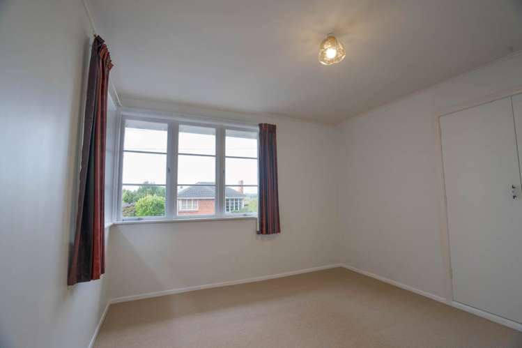 85 Titirangi Road New Lynn_7