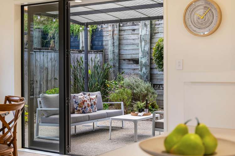 8 Cannon Street Red Beach_6