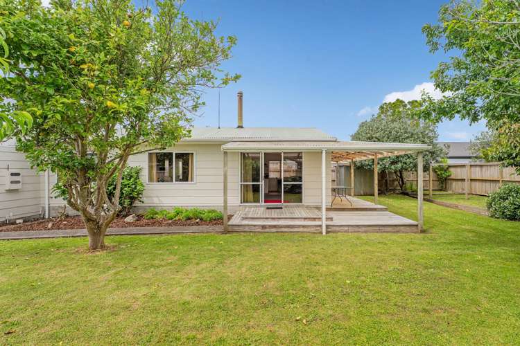 8 Joan Gaskell Drive_4